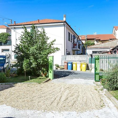 Agriturismo La Casa Degli Zii 阿尔本加 外观 照片